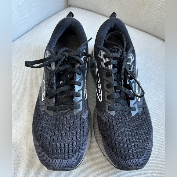 Brooks Levitate GTS 6 Womens Shoes Sz 8 B Road Running Athletic Black Sneakers - Picture 2 of 8